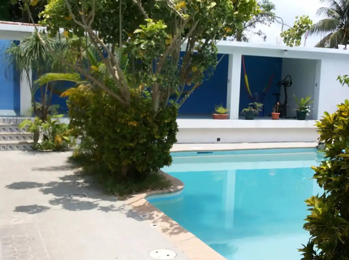 Hotel Casa Flores De Tikal