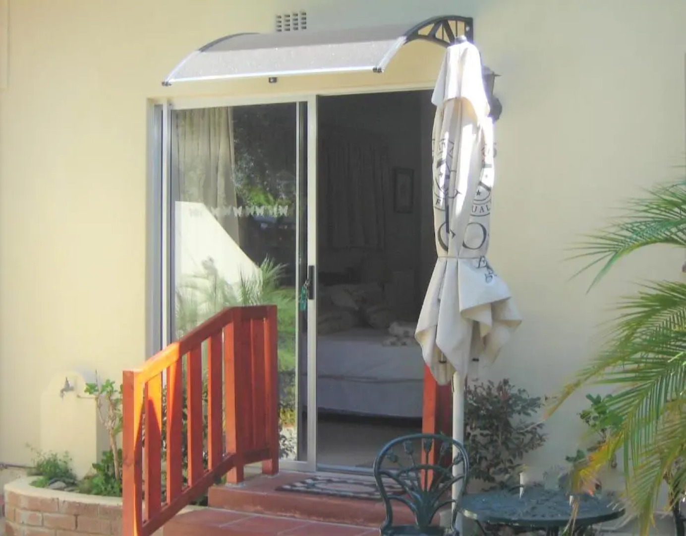 Cedar Lodge Guest House