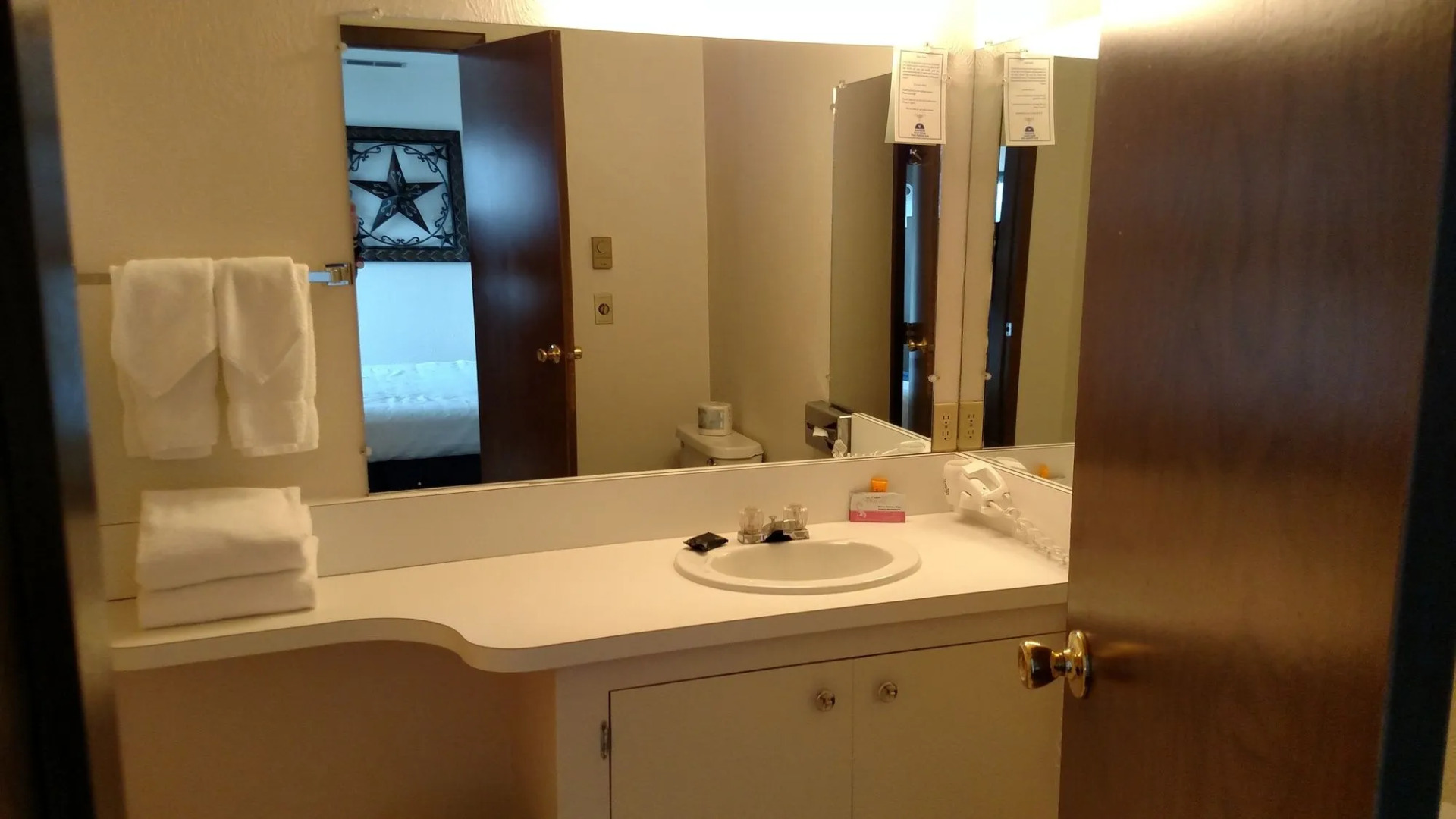 Americas Best Value Inn Polson