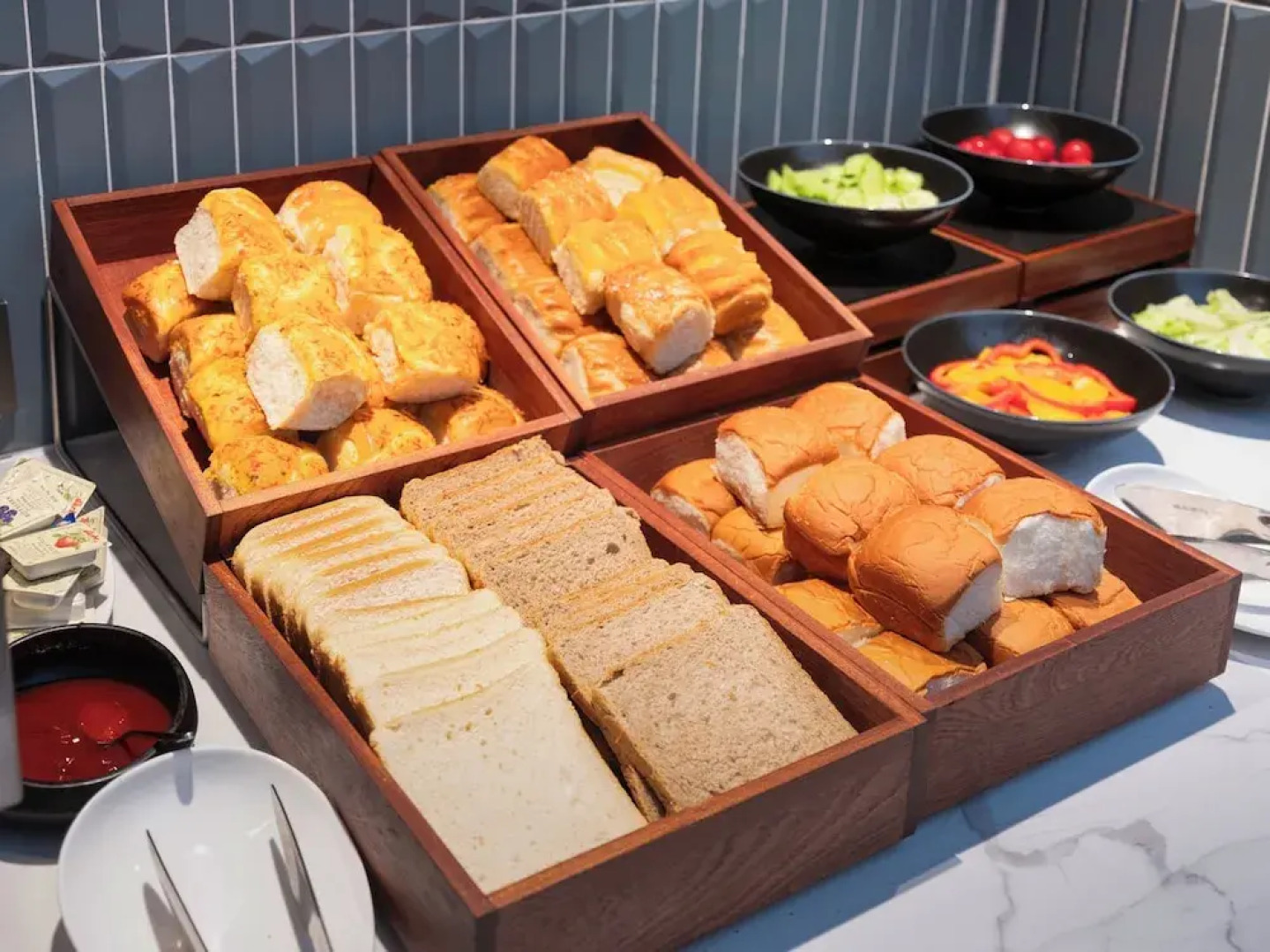 Holiday Inn Express Zhengzhou Garden Road by IHG