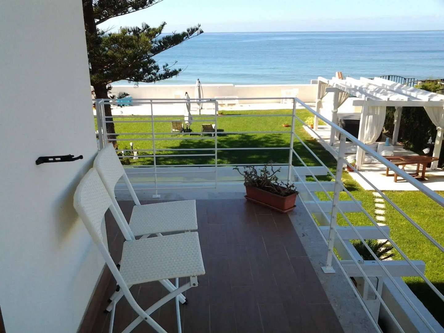 SUITEBEACH b&b and resort