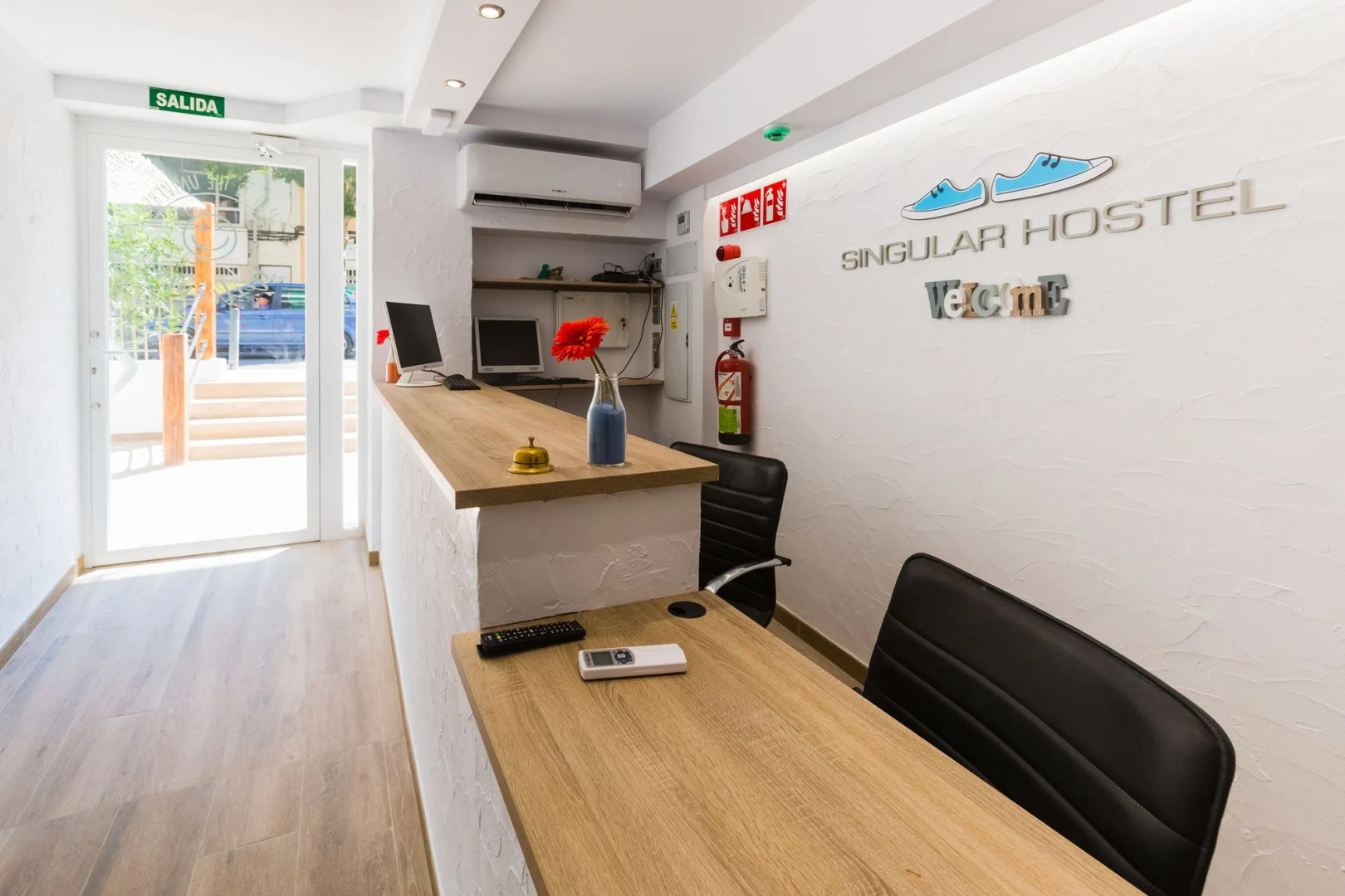 Y Hostel - Albergue Juvenil