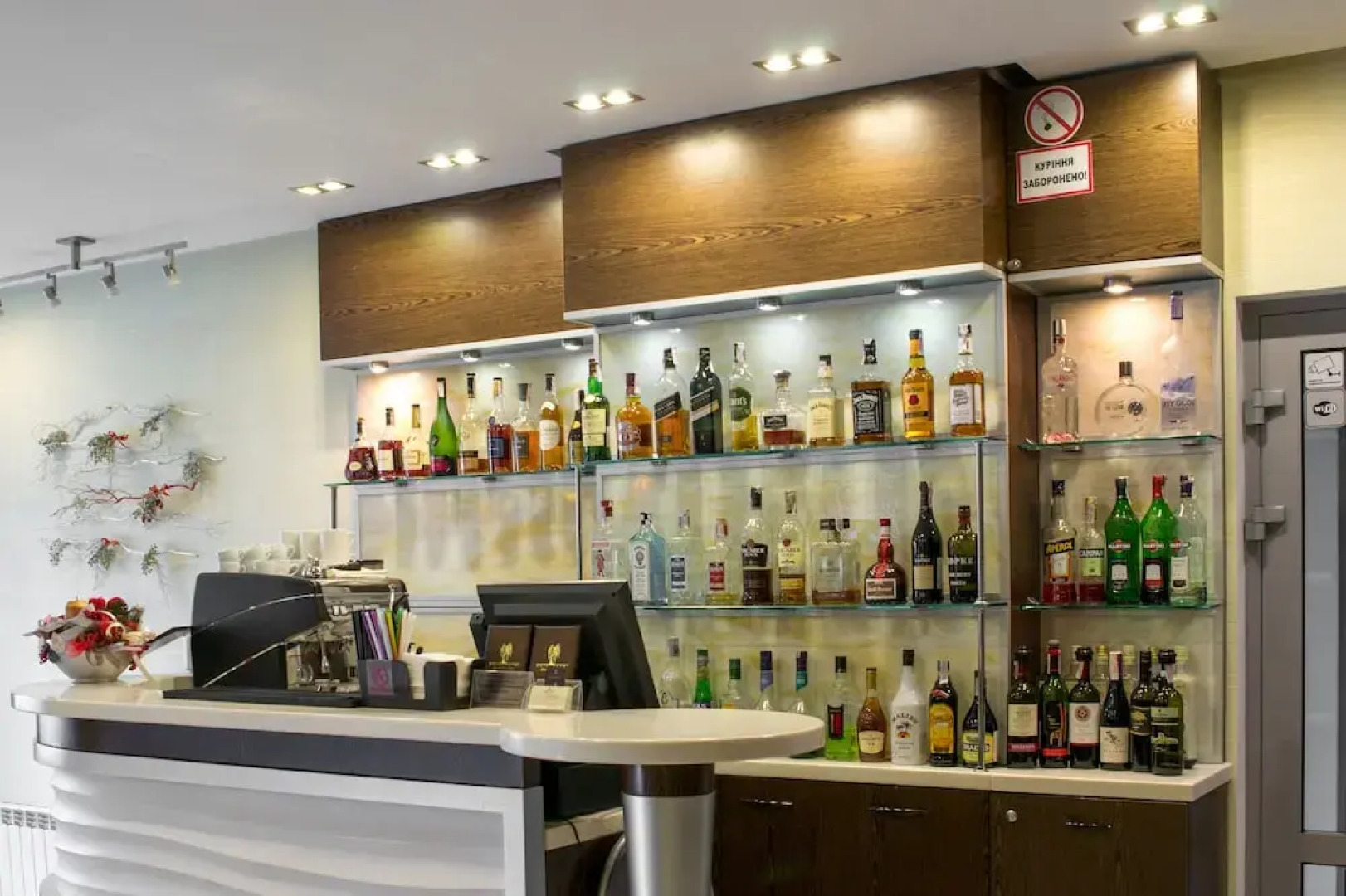 Гостинично-ресторанный комплекс с пляжем RiverSide