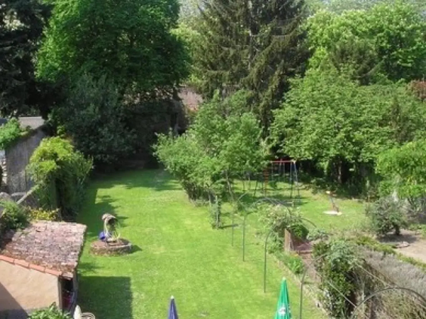 Le Relais Du Chapeau Rouge