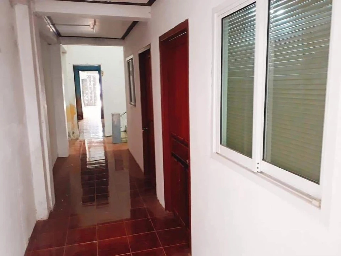 Ba'mi thakhek hostel