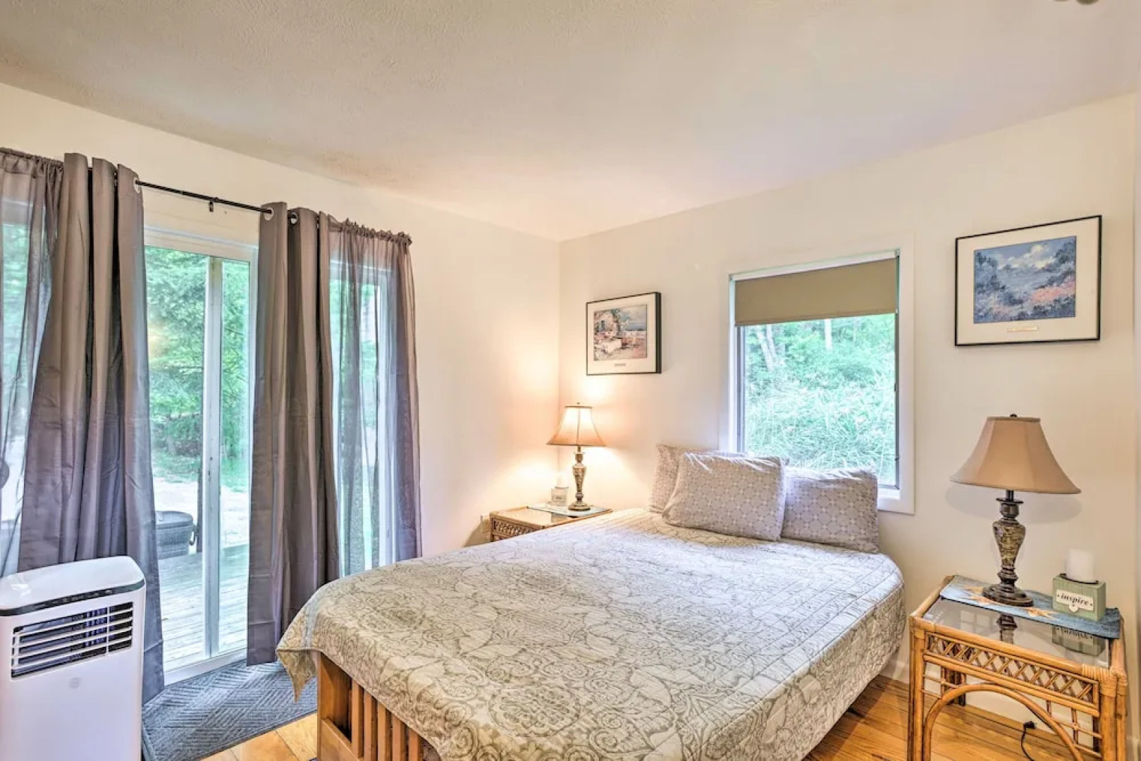 Secluded Bass Lake Cabin, 9 Mi. to Traverse City!