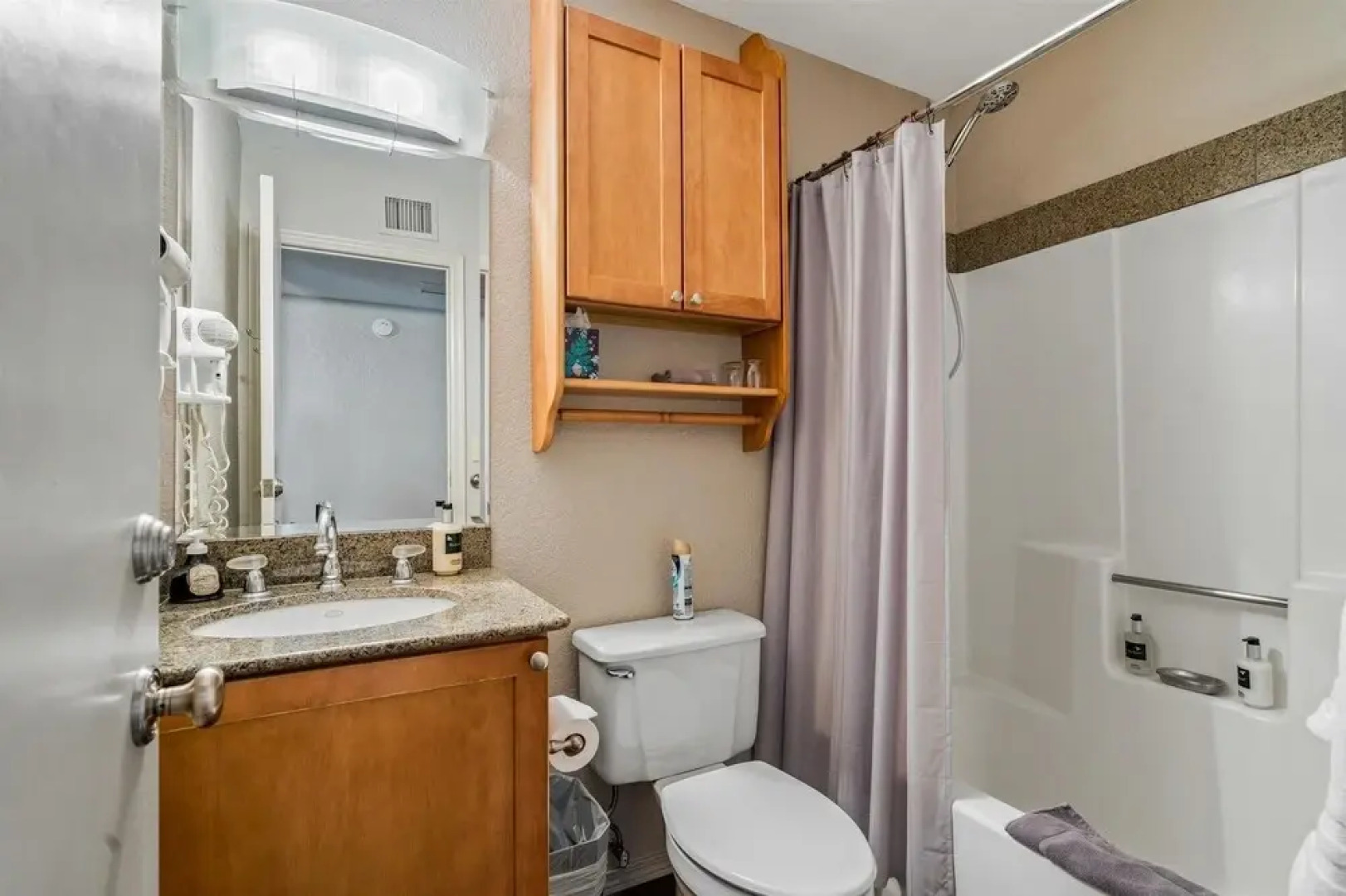 100 @ Bell Rockcondo- Toroweap 2 Bedroom Condo by RedAwning