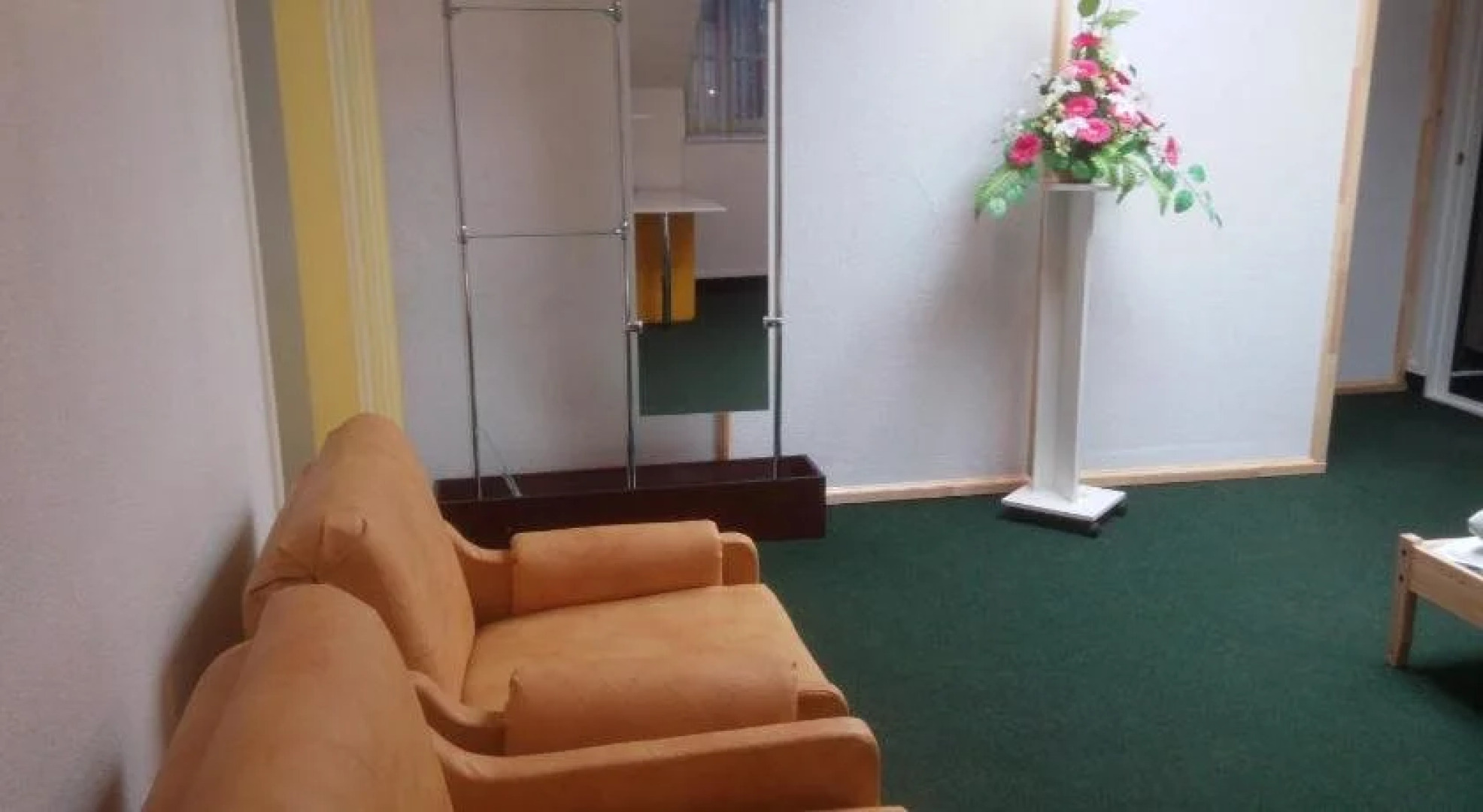 Hostel Malenkyi zamok