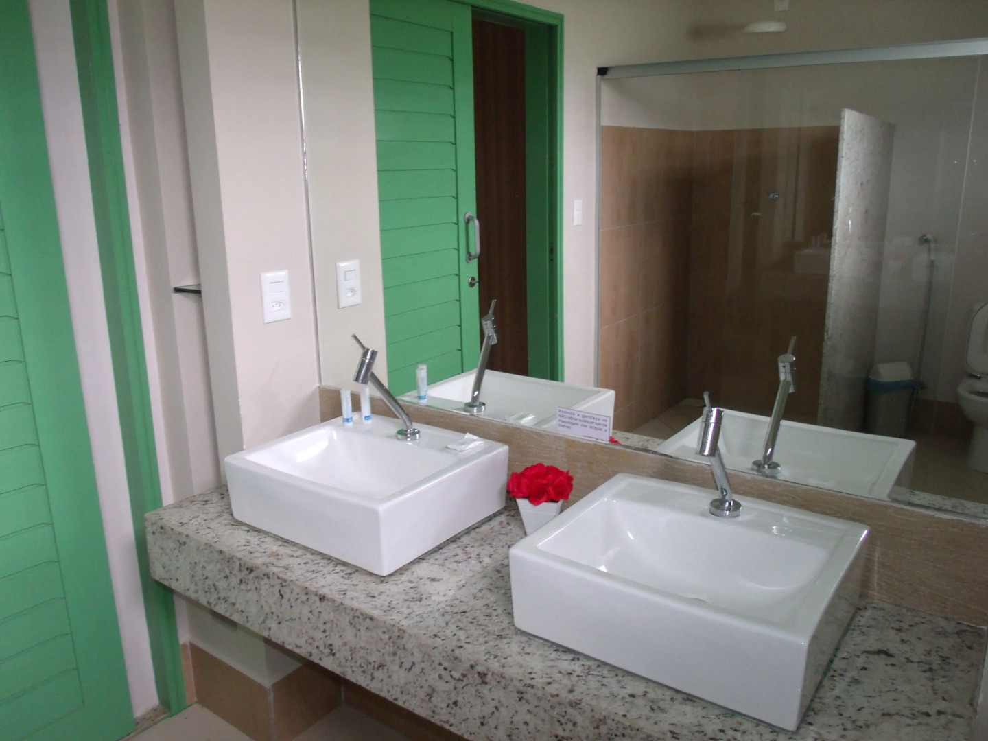 Hotel e balneário olho d agua do milho