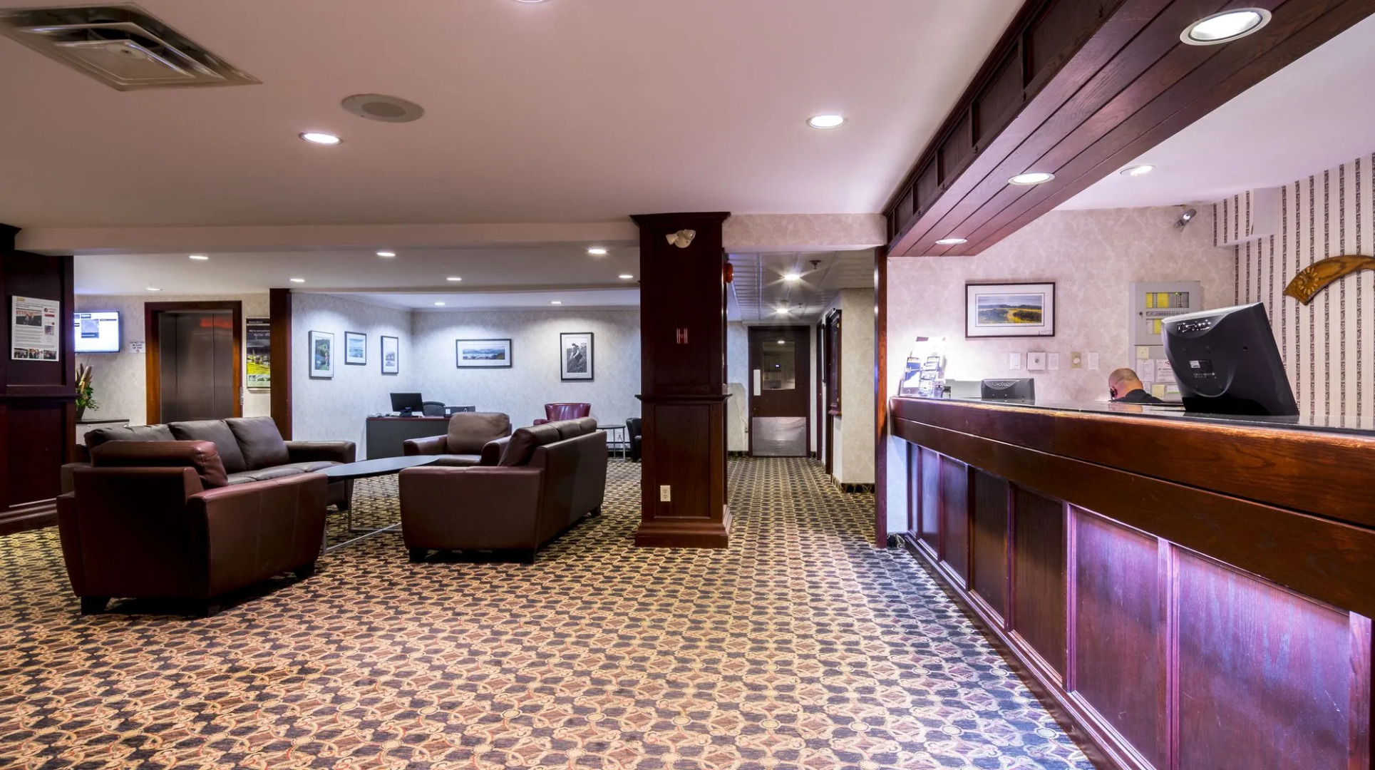 Sinbad's Hotel & Suites