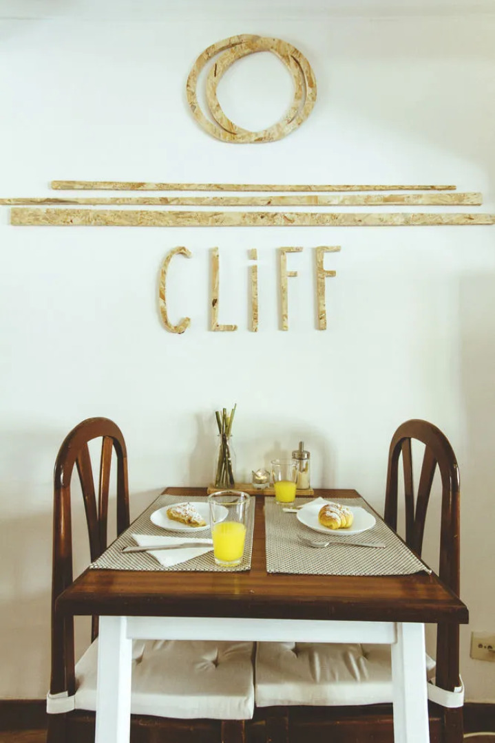 Cliff Surf Camp Hostel