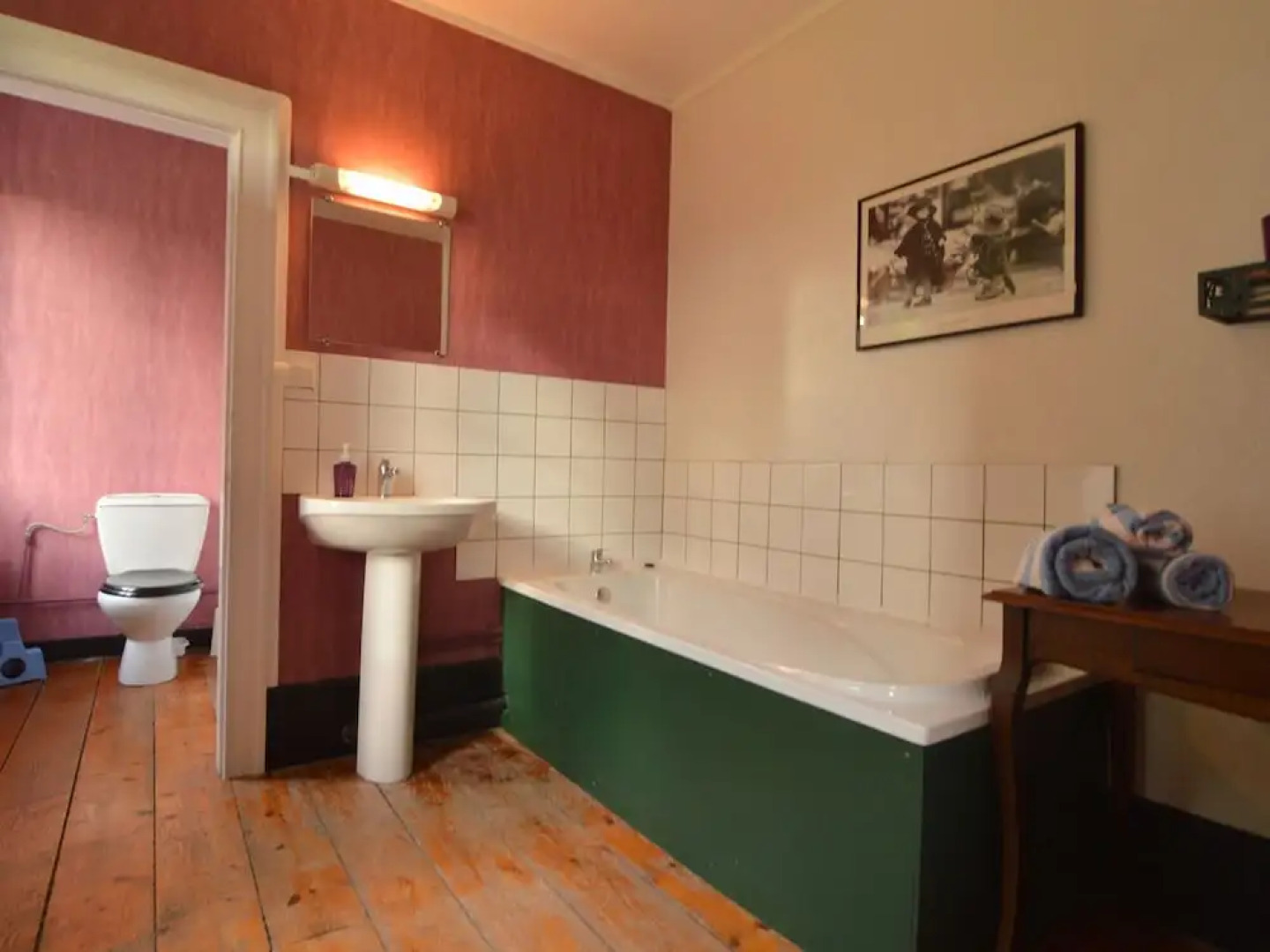 Well-maintained Farmhouse With Large Garden, Just 15 Minutes From the sea