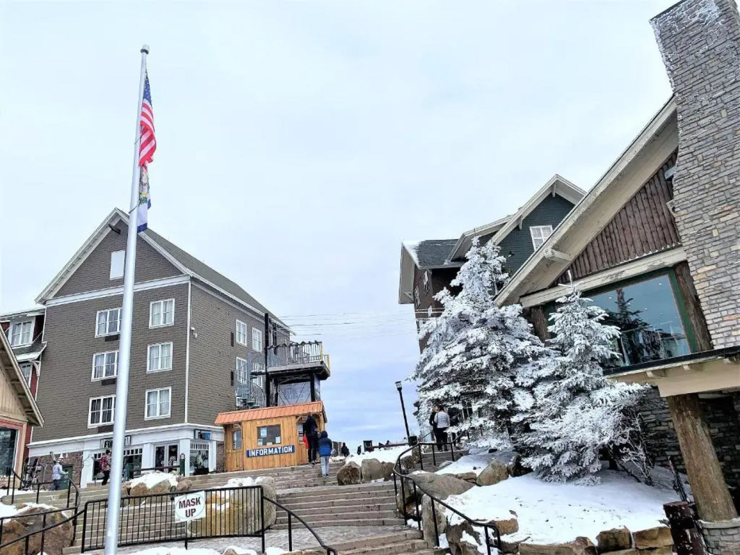 Seneca Unit 320 Deluxe Seneca 2 Bedroom, 2 Bath Condo