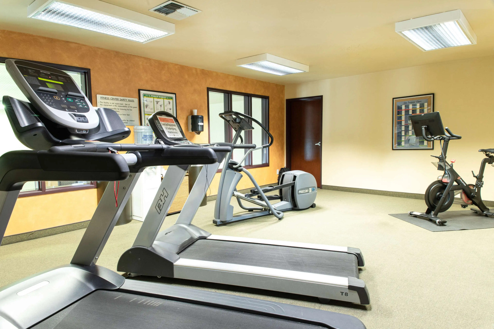 Oxford Suites Pendleton