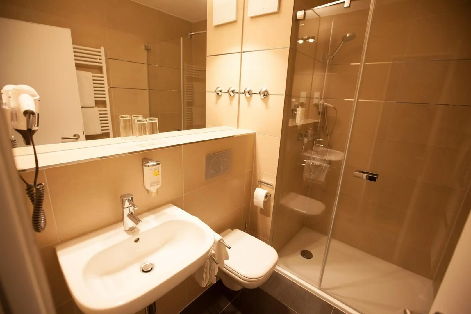 Hotel Rheinischer Hof