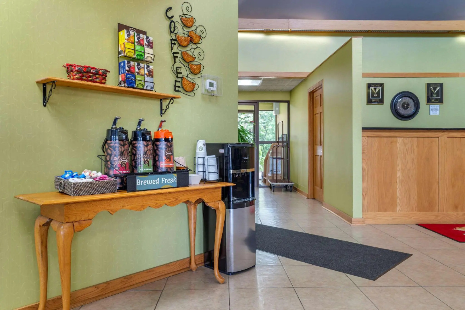 Coratel Inn & Suites By Jasper River Falls