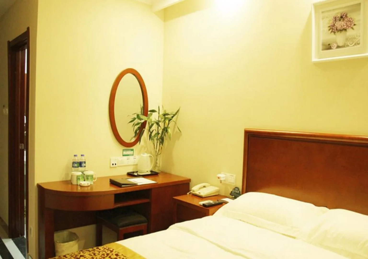 GreenTree Inn JiangXi YiChun GaoAn RuiZhou Business Hotel