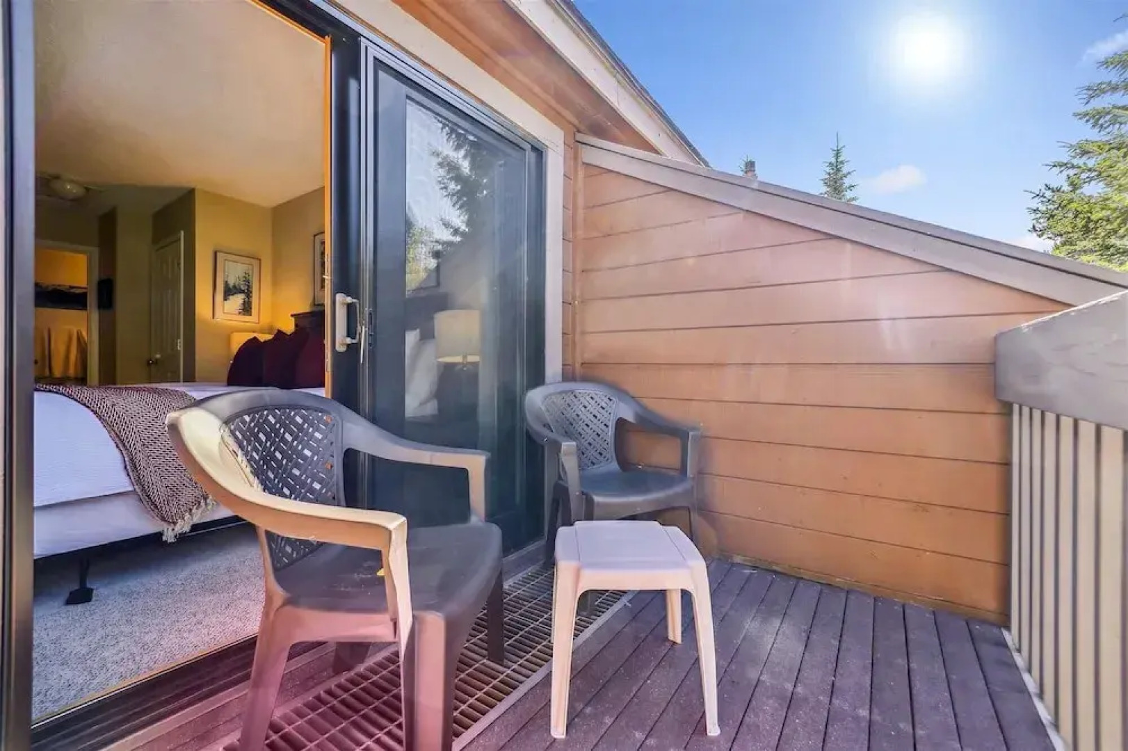 Winterpoint 20 2 Bedroom Townhouse by RedAwning