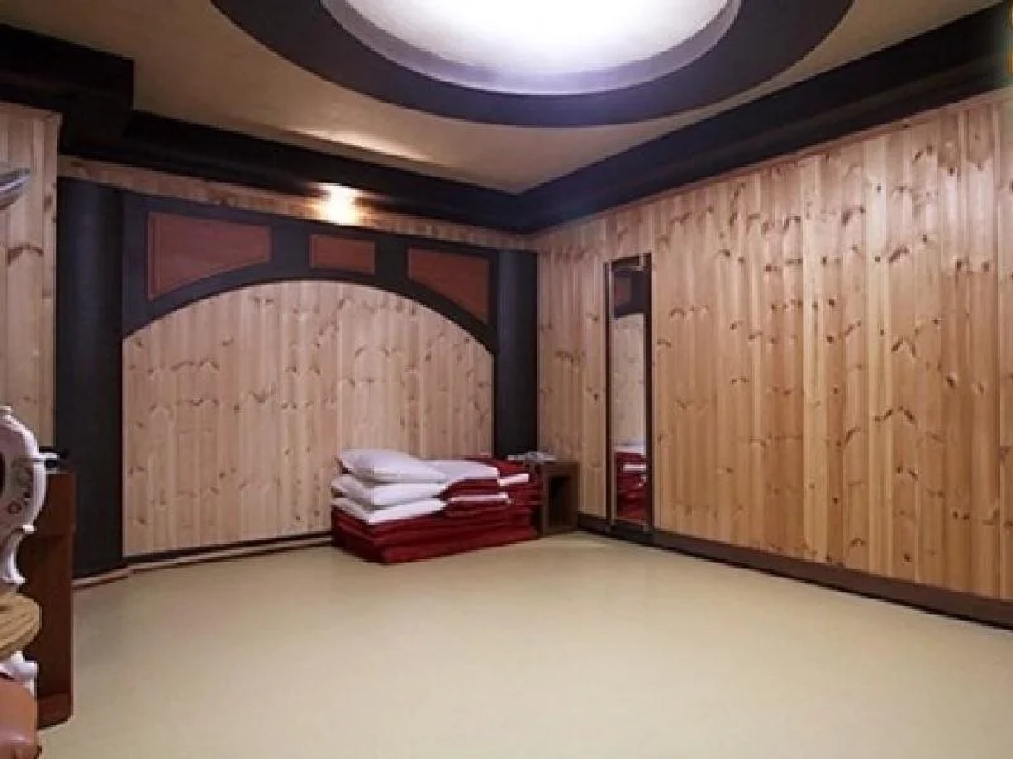 Sky Motel