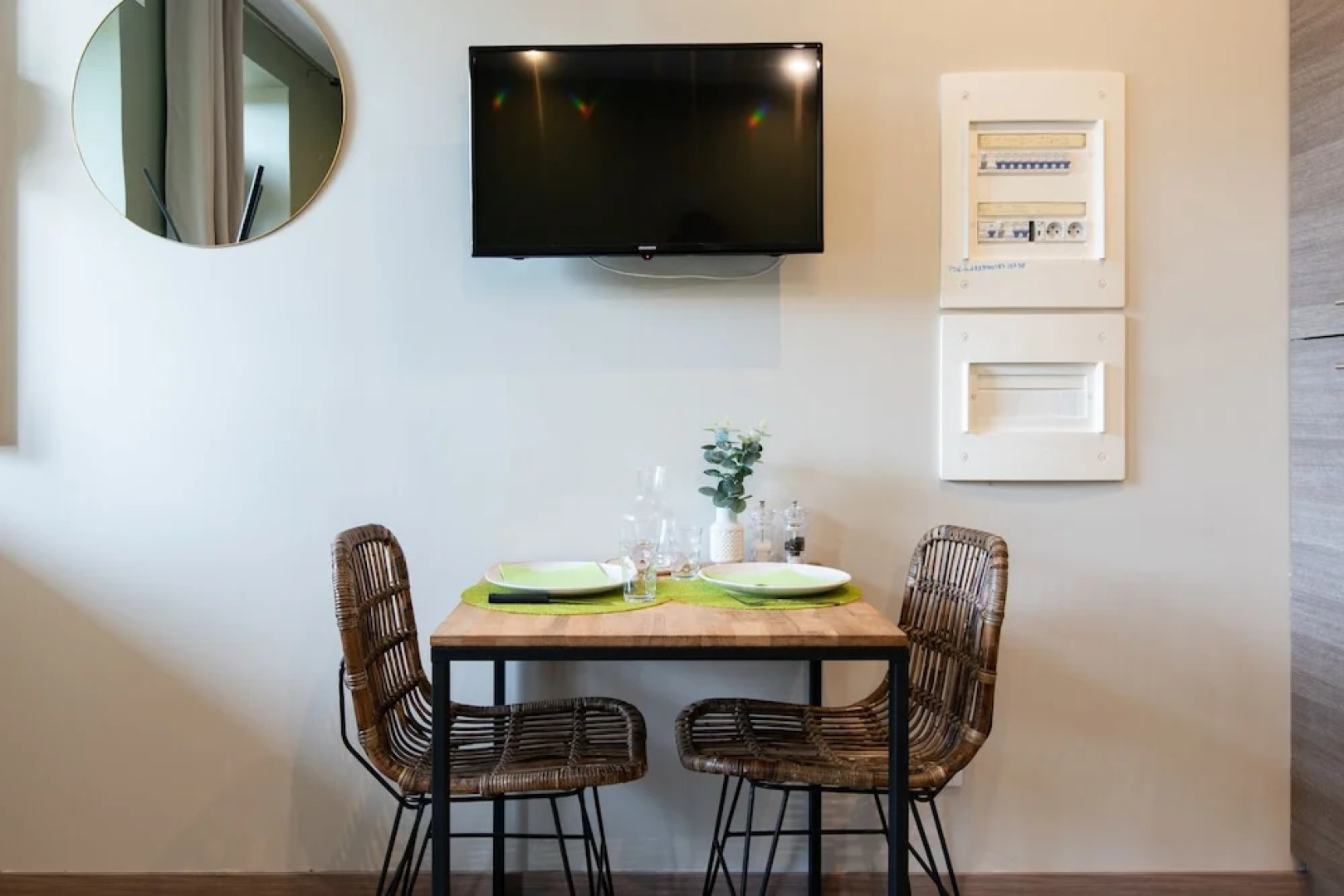 Legend - Bourg en Bresse Parking Droite