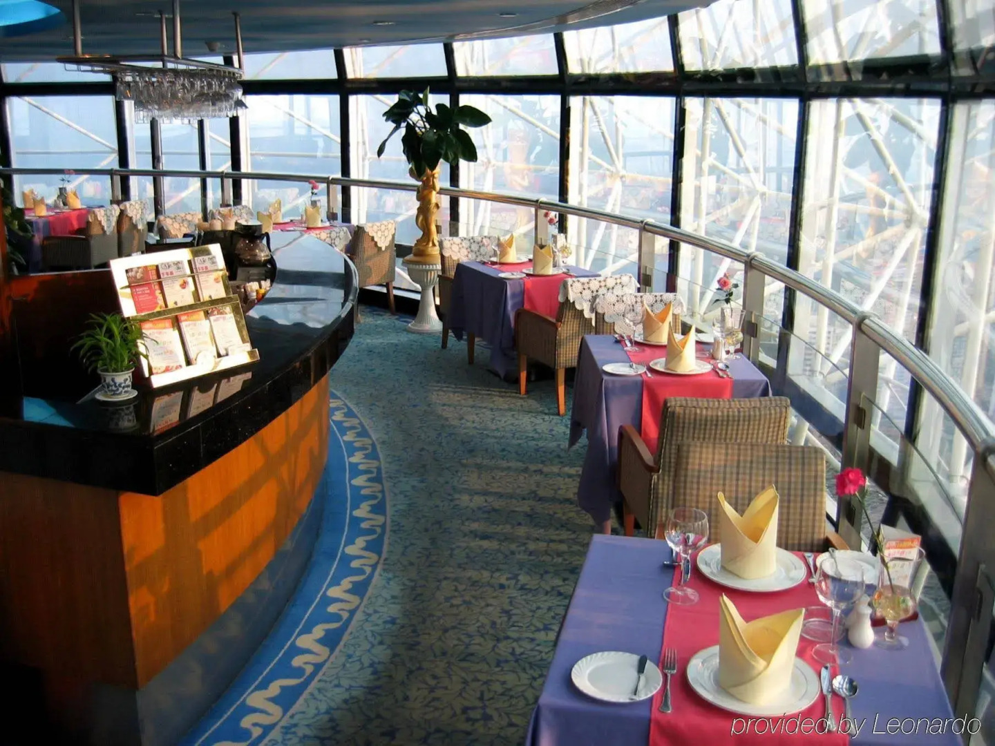 Renaissance Shenzhen Luohu Hotel