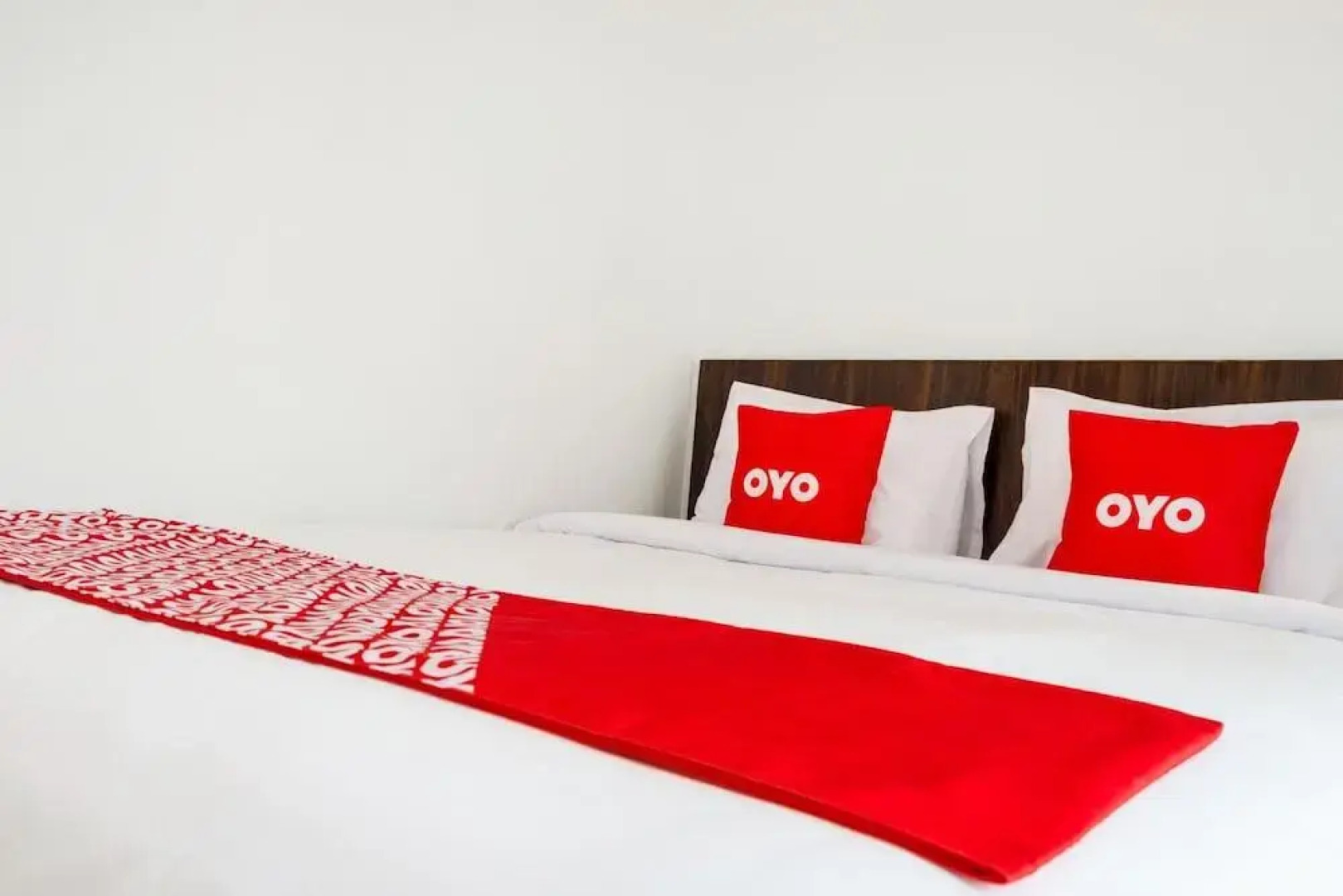 33 Avenue by OYO Rooms