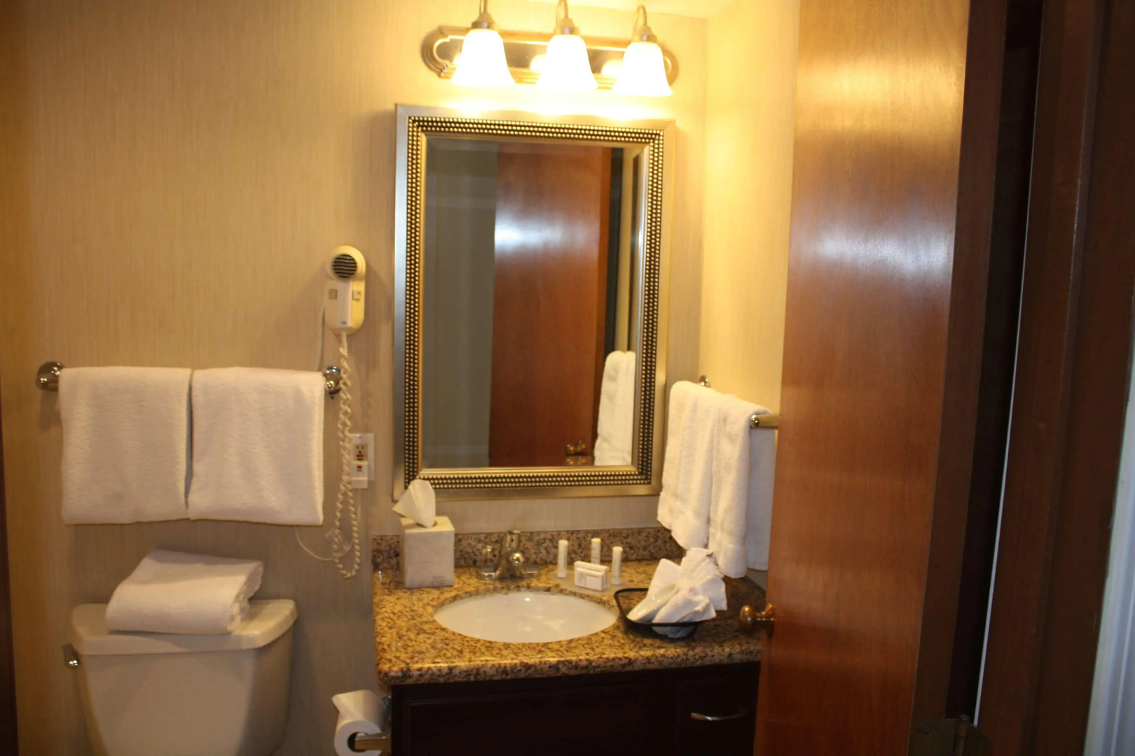 SenS Suites Livermore, SureStay Collection by Best Western