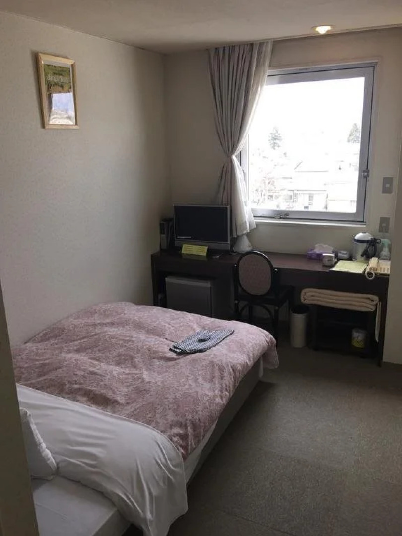 Tsutaya Hijiori Hotel