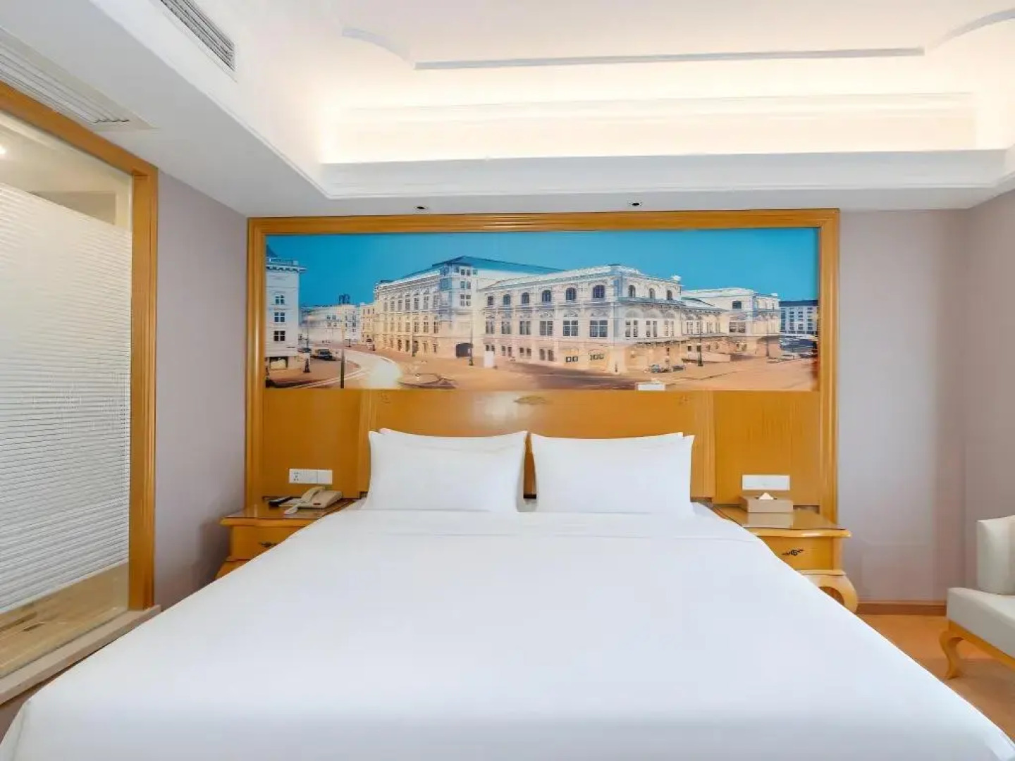 Vienna International Hotel (Tianmen Wanda Plaza Donghu Branch)