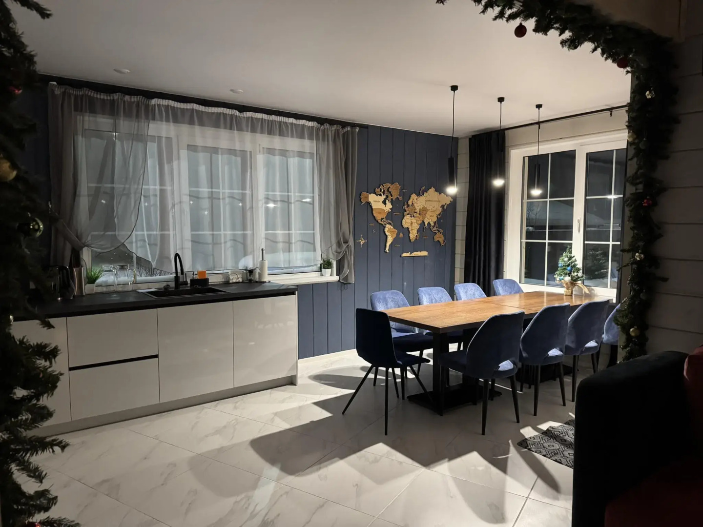 Коттедж 255м2 с сауной и бассейном