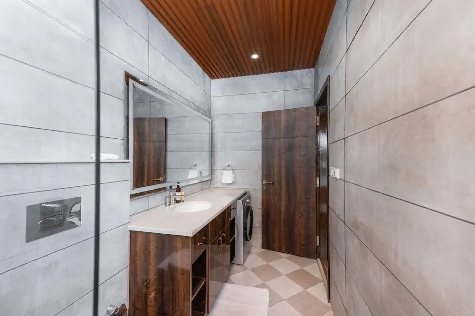 The Manor - Best Service Apartments