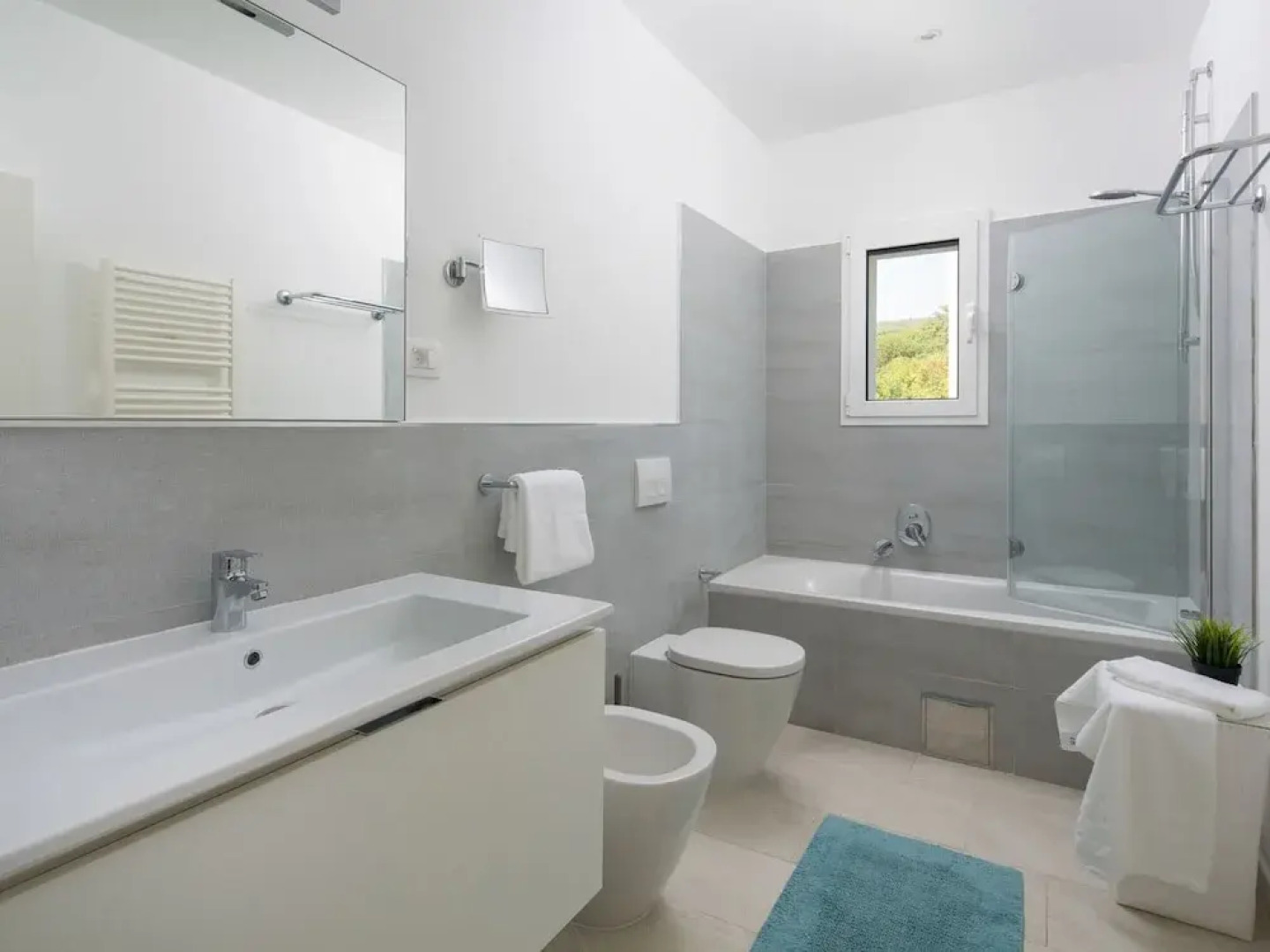 Peaceful Villa in Stanisovi With sea View