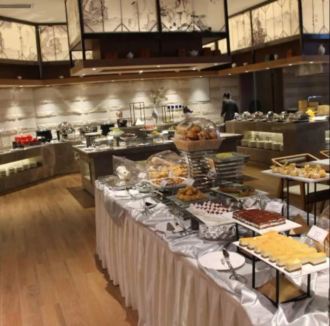 Queshan Lake Arcadia Intl Resort