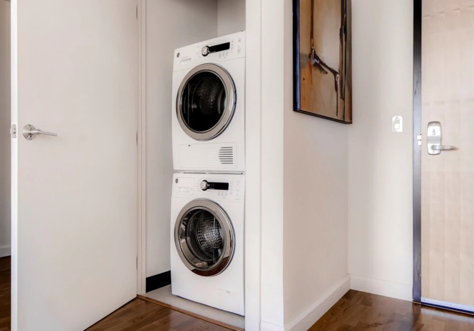 Global Luxury Suites at Boston Common