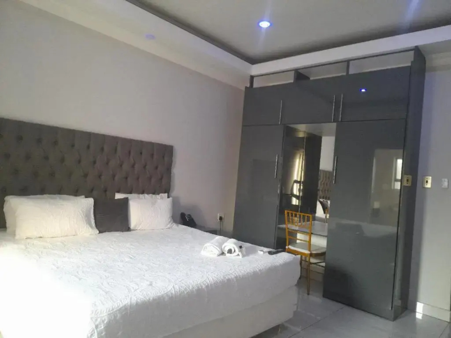 Lifestyle Lodge Hotel