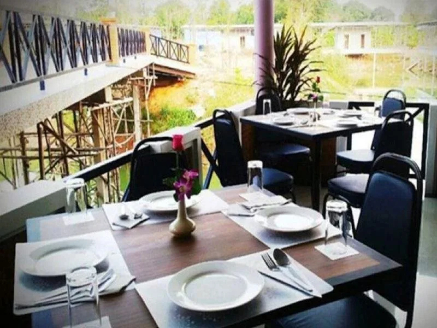 Thanasiri Hotel and Resort