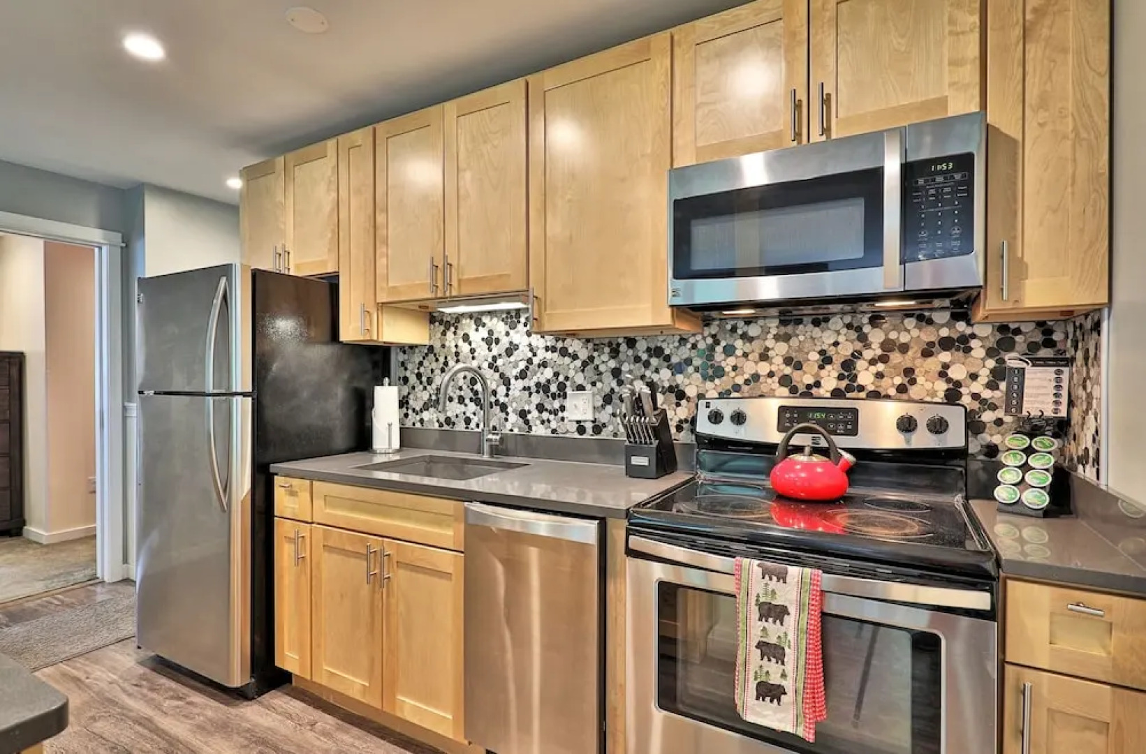 The Grande Suite at Killington: Sleeps 10 Guests, Close to Mountain!