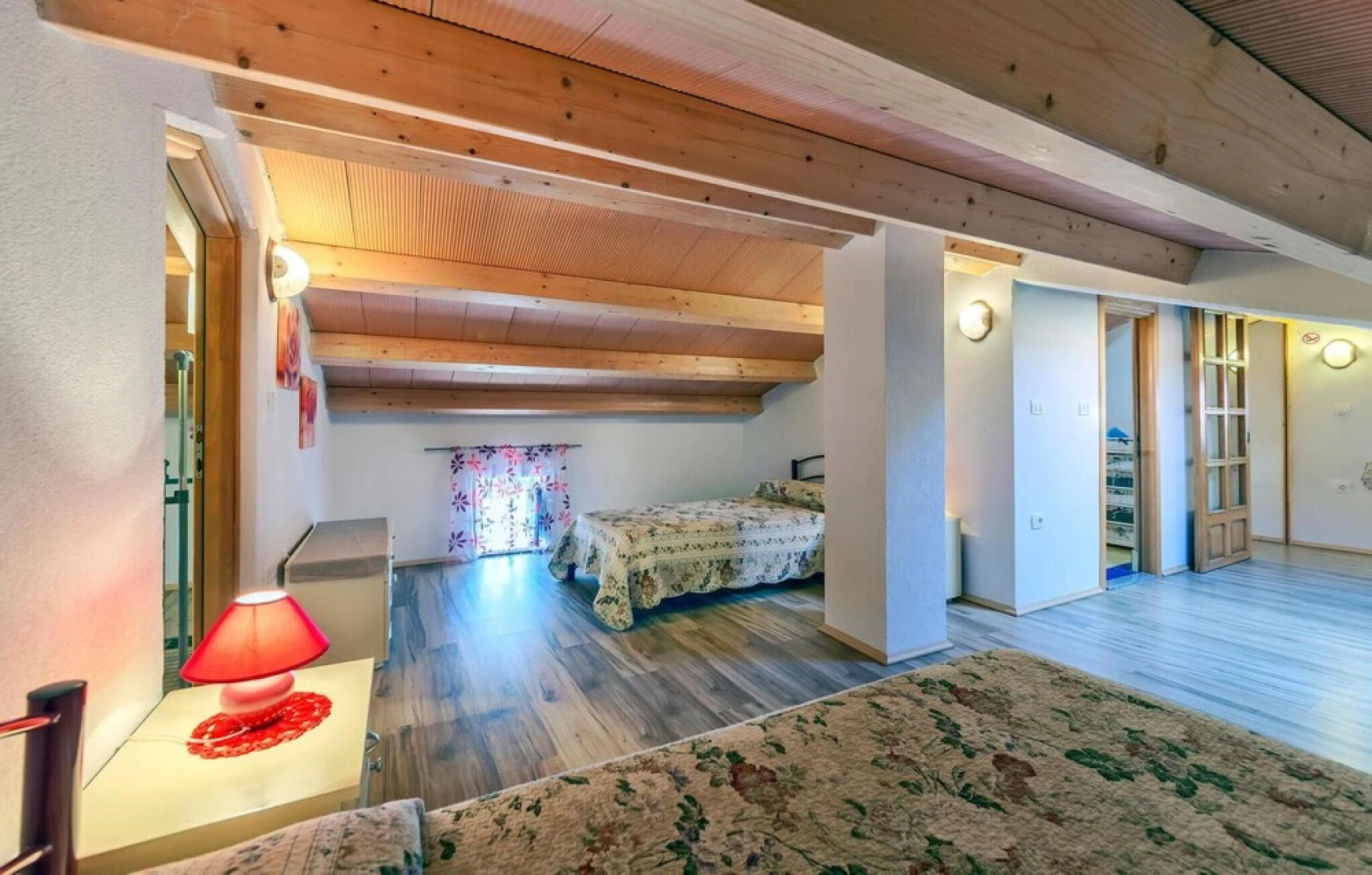 Stunning Home in Labin With 4 Bedrooms and Wifi