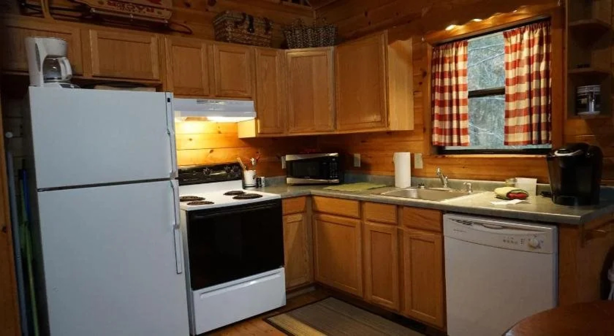 Paradise Cabins, Resort & Spa