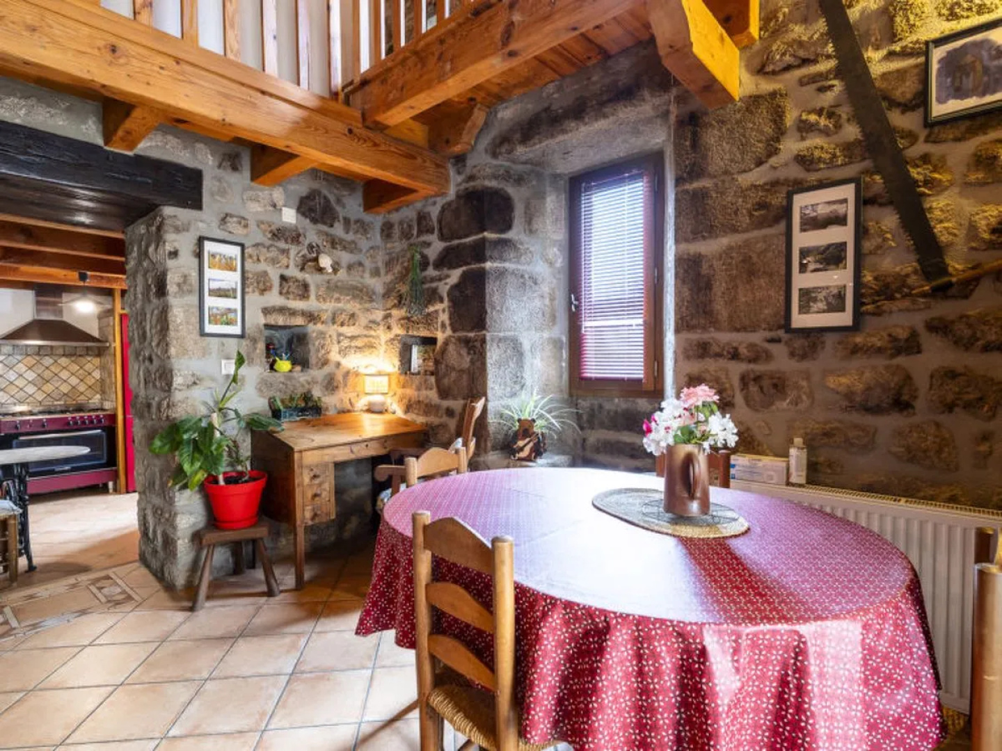 Holiday Home Le Rouge Borne (LVS110)