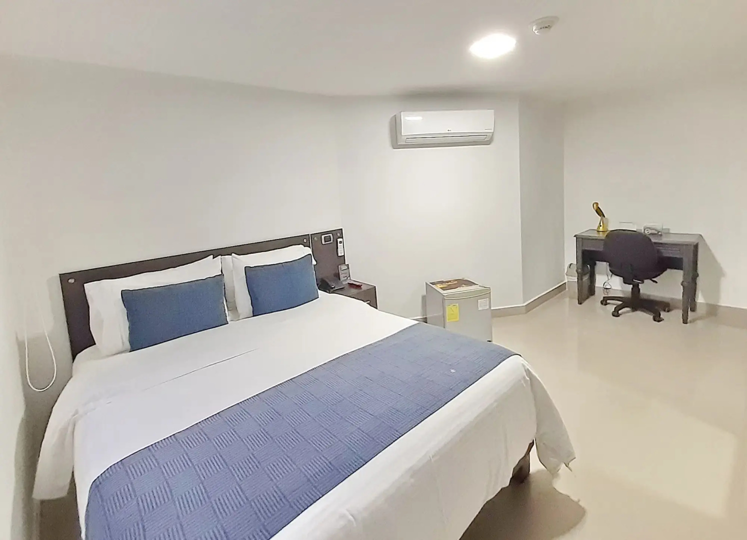 Azor Hotel Cali Versalles