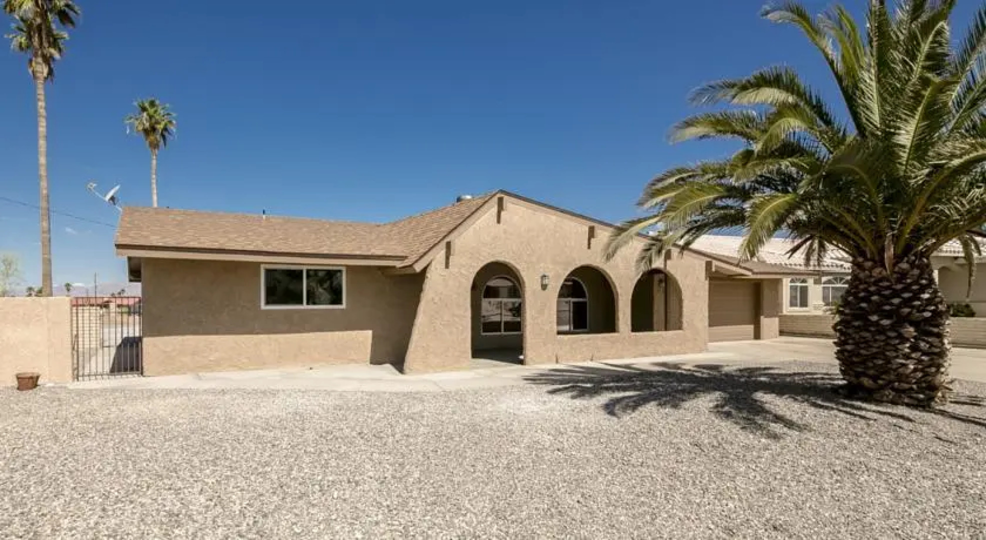 Island Paradise by Destination Havasu