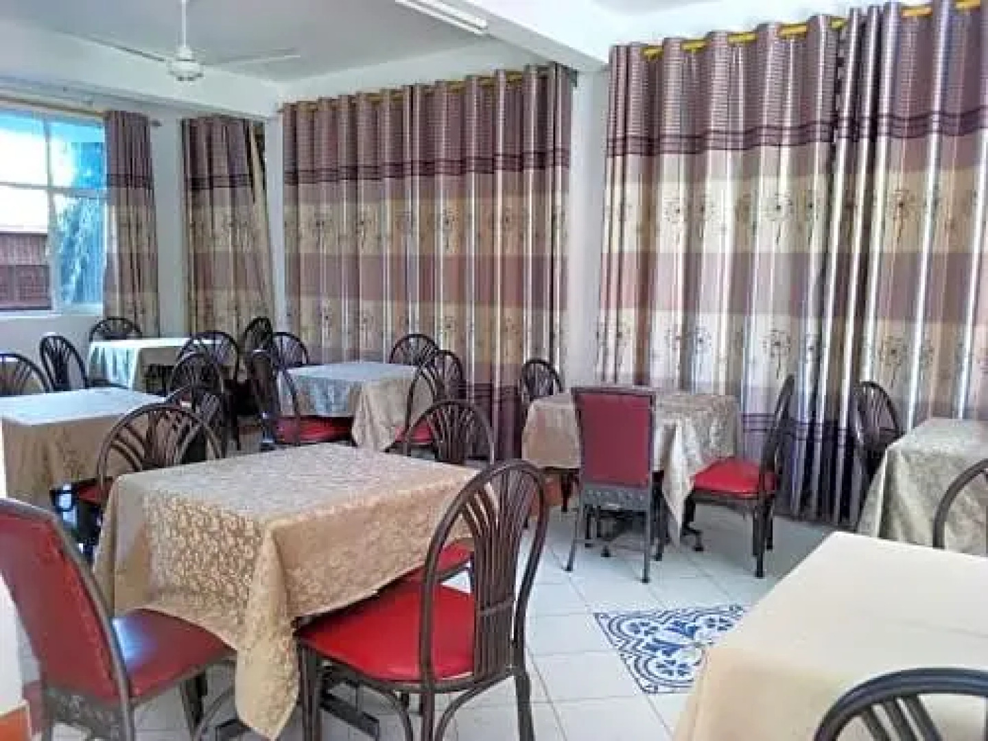 Premier Guest Residence Hotel