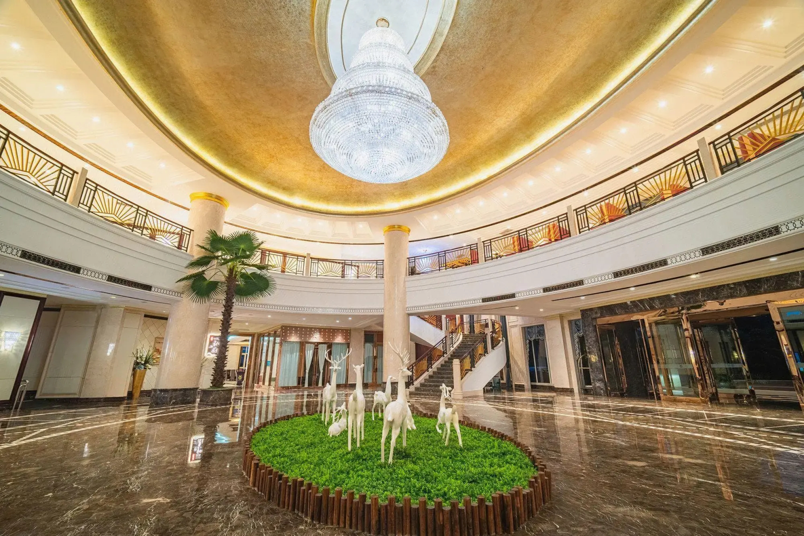 Puhua Hotel