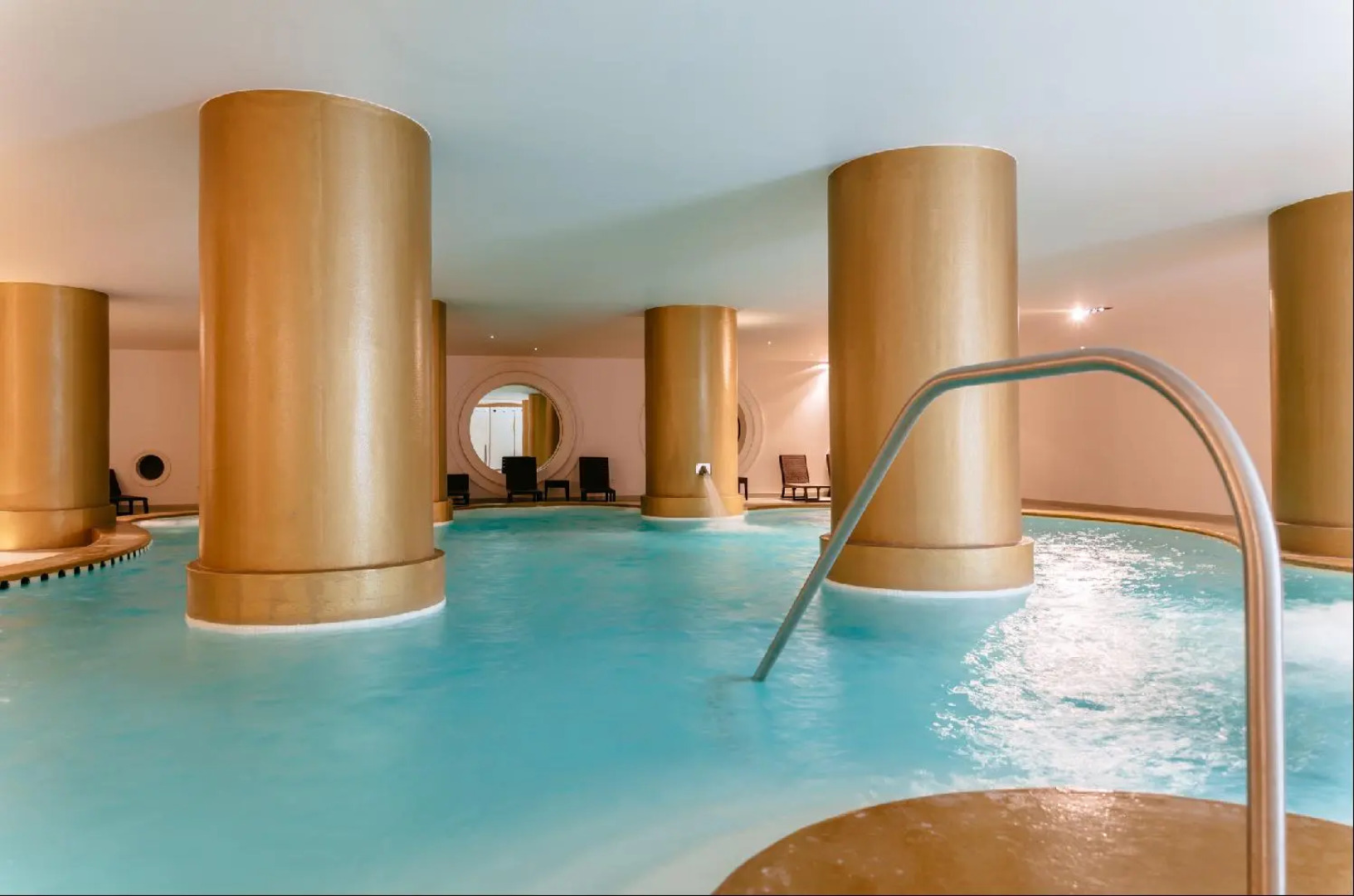 Axis Vermar Conference & Beach Hotel