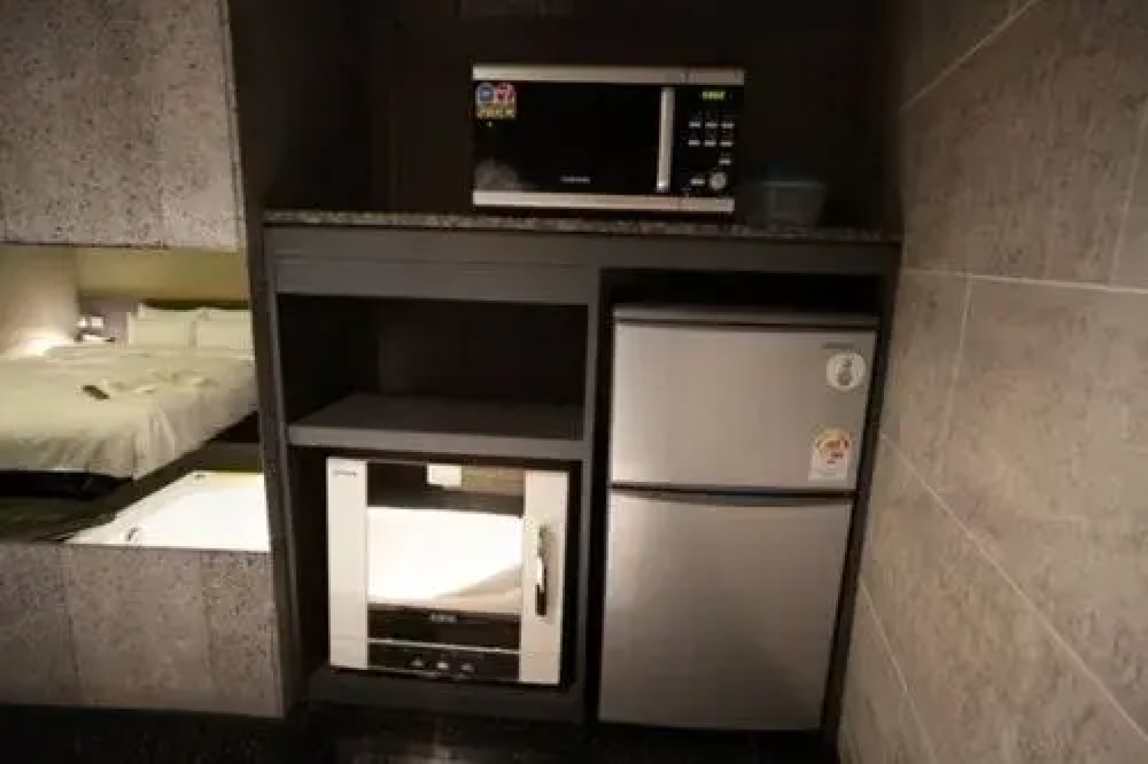 Fan Hotel