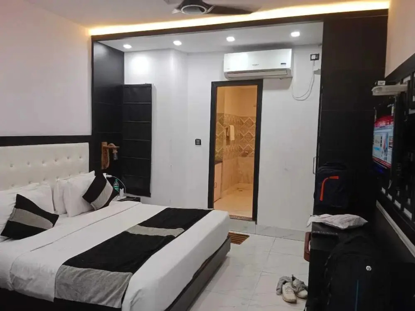 Friends Club Resort and Restaurant