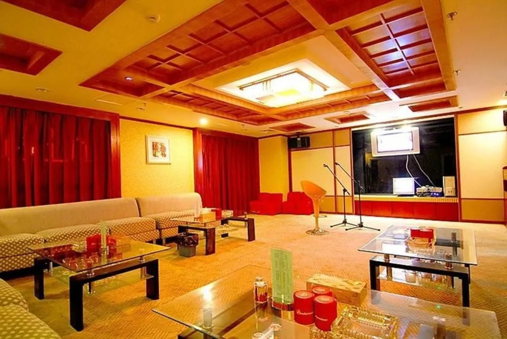 Tian Bao International Hotel