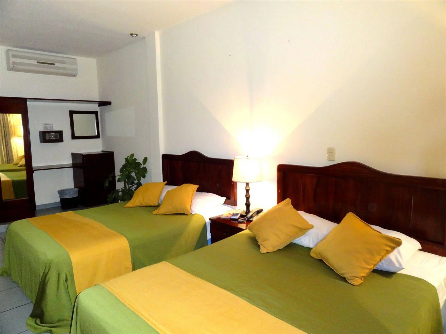 Hotel Costa Azul County Beach