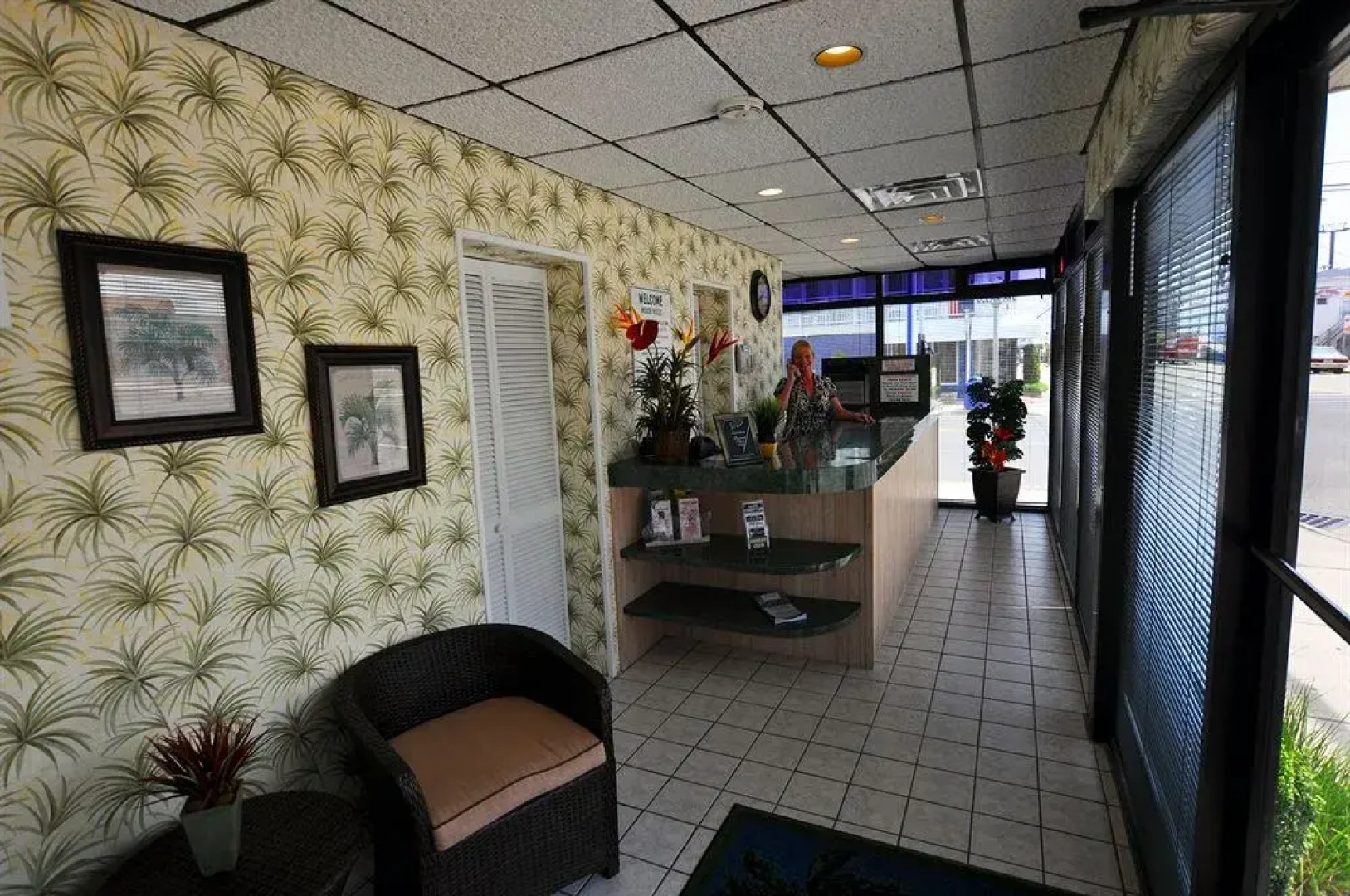 Riviera Resorts & Suites